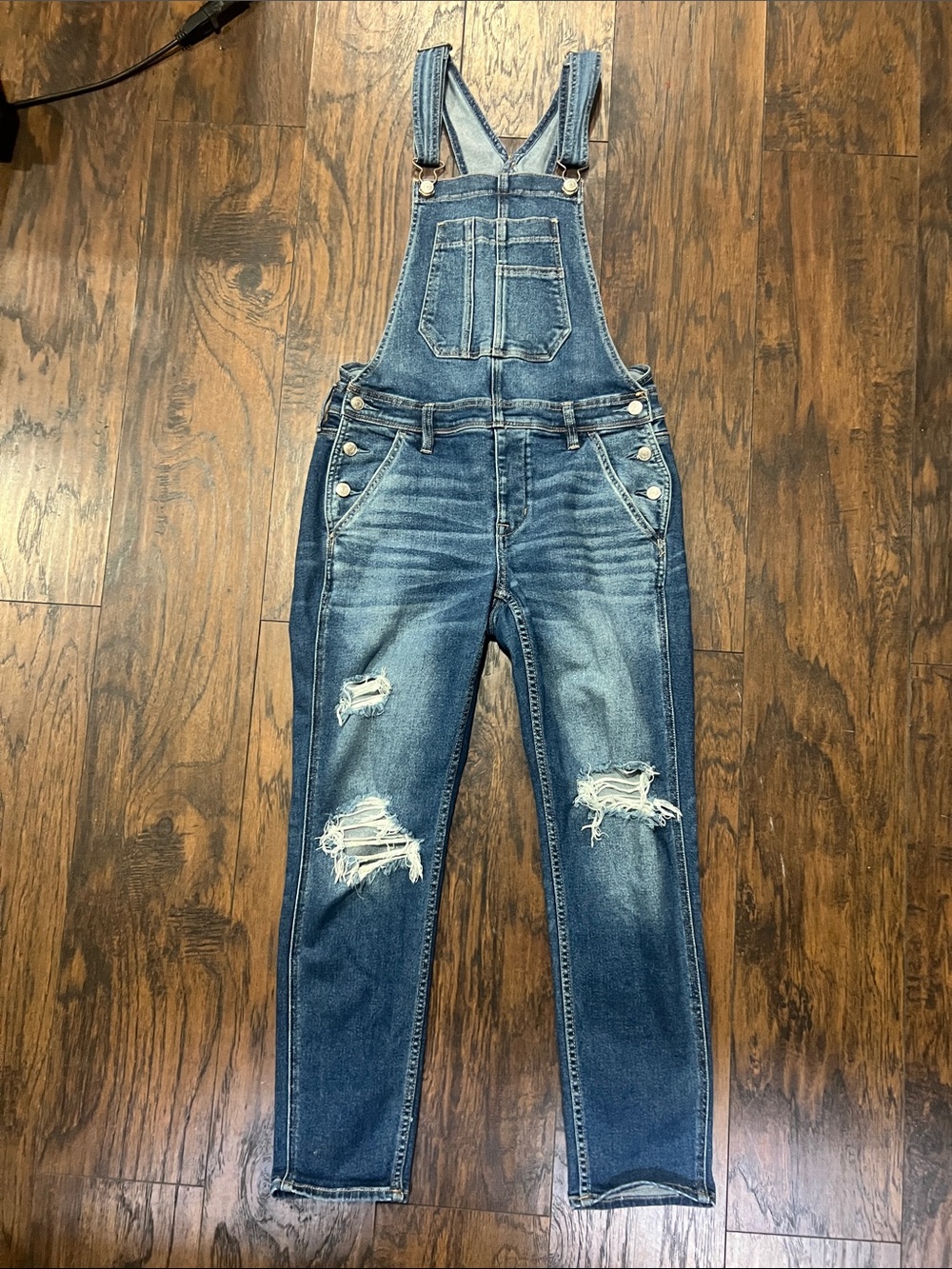American Eagle Stretch TOMGIRL distressed overalls woman’s size S
